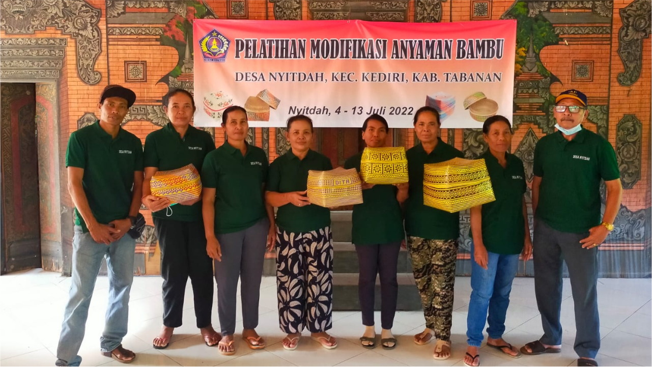 Pelatihan Anyaman Bambu
